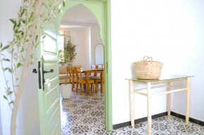 Appartement chic et beldi à 10 minutes du centre